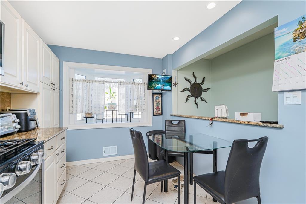 66 Daffodil Court, Staten  Island, New York, 10312 image 19