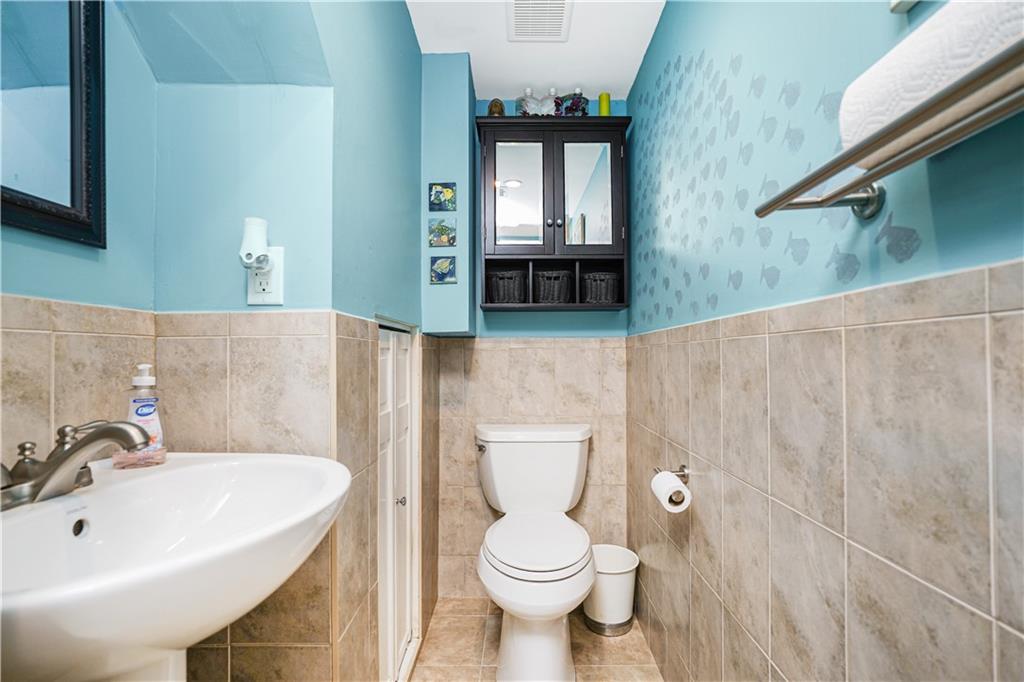 66 Daffodil Court, Staten  Island, New York, 10312 image 22