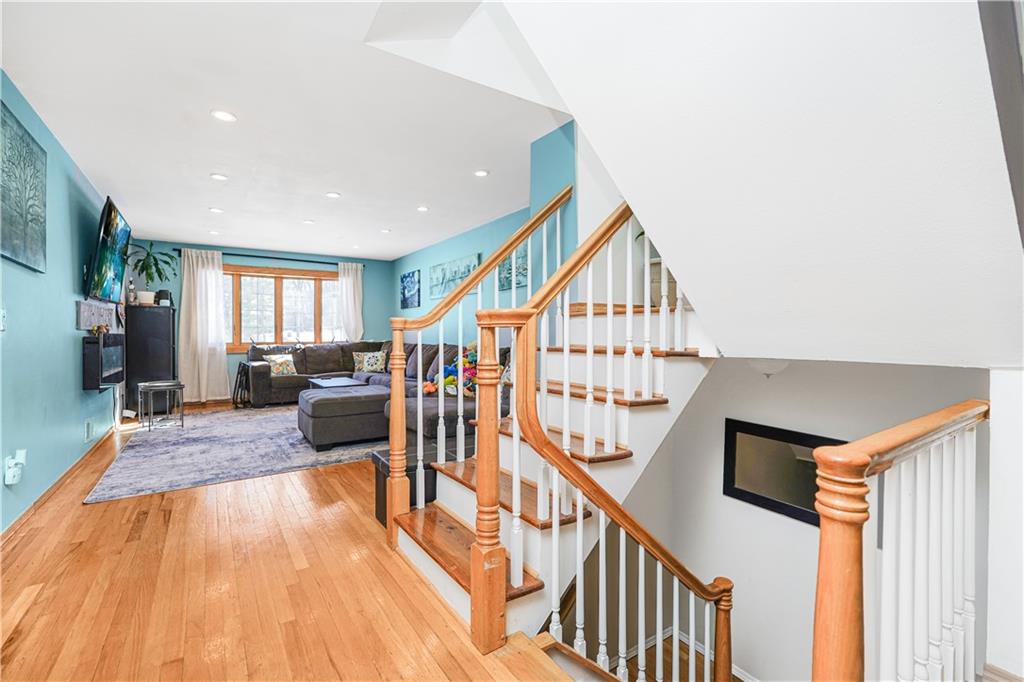 66 Daffodil Court, Staten  Island, New York, 10312 image 10