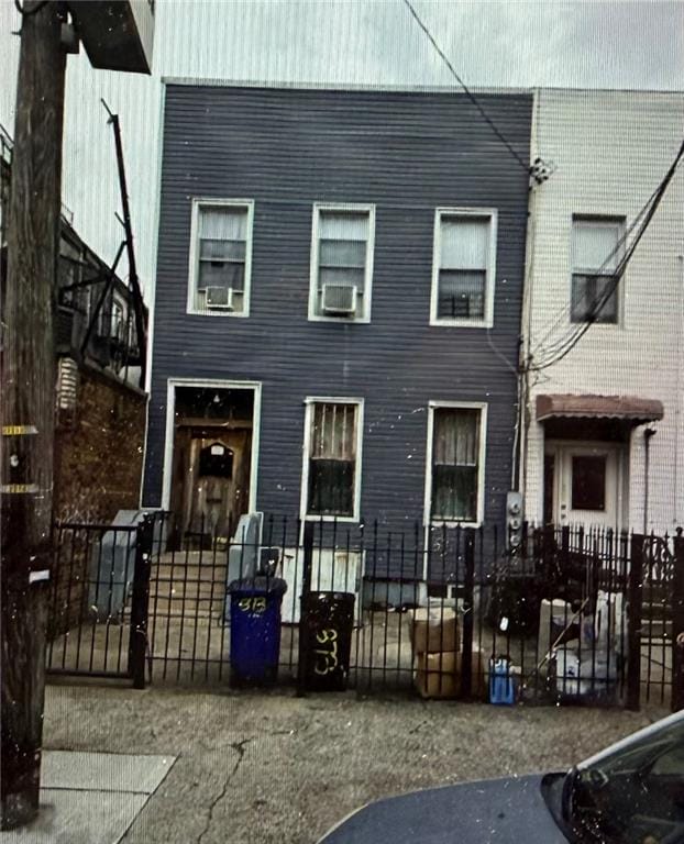 373 Bleeker Street Image 1