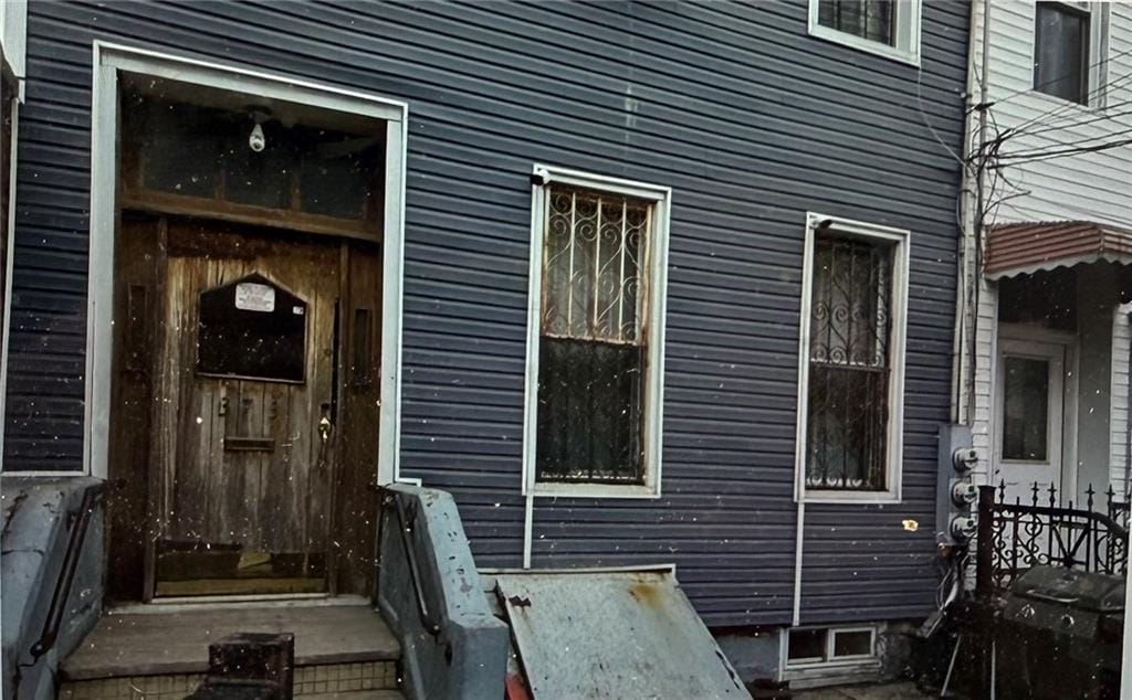 373 Bleeker Street, Brooklyn, New York, 11237 image 16