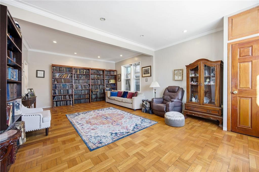 1344 East 35th Street Image 3