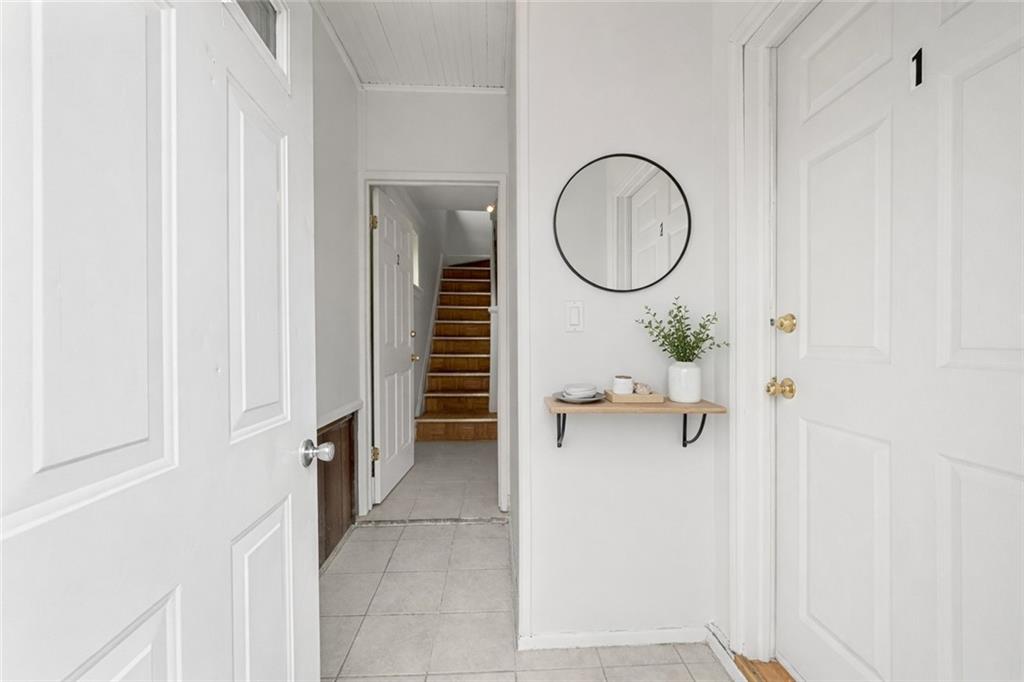 883 Manor Road Image 2