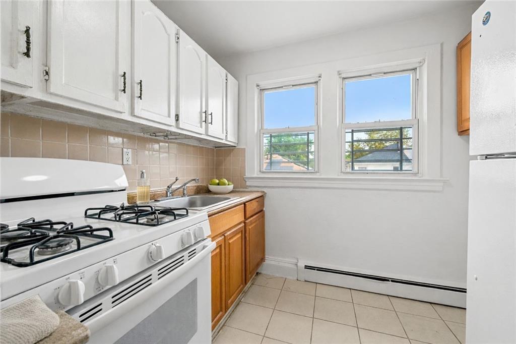 883 Manor Road, Staten  Island, New York, 10314 image 13