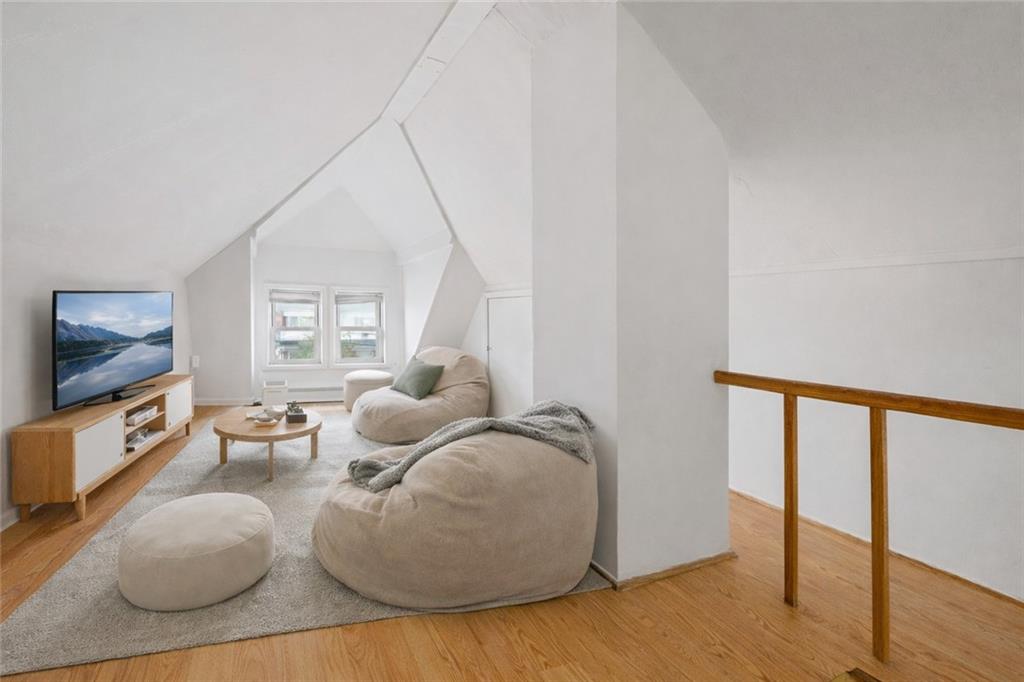 883 Manor Road, Staten  Island, New York, 10314 image 22