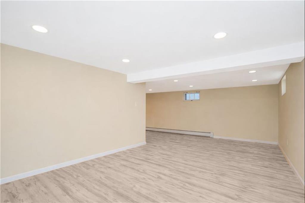 414 Lyndale Avenue, Staten  Island, New York, 10312 image 25