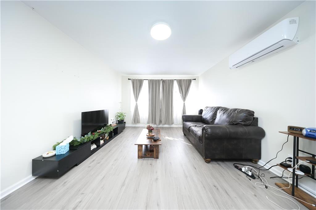 369 Burgher Avenue, Staten  Island, New York, 10305 image 15