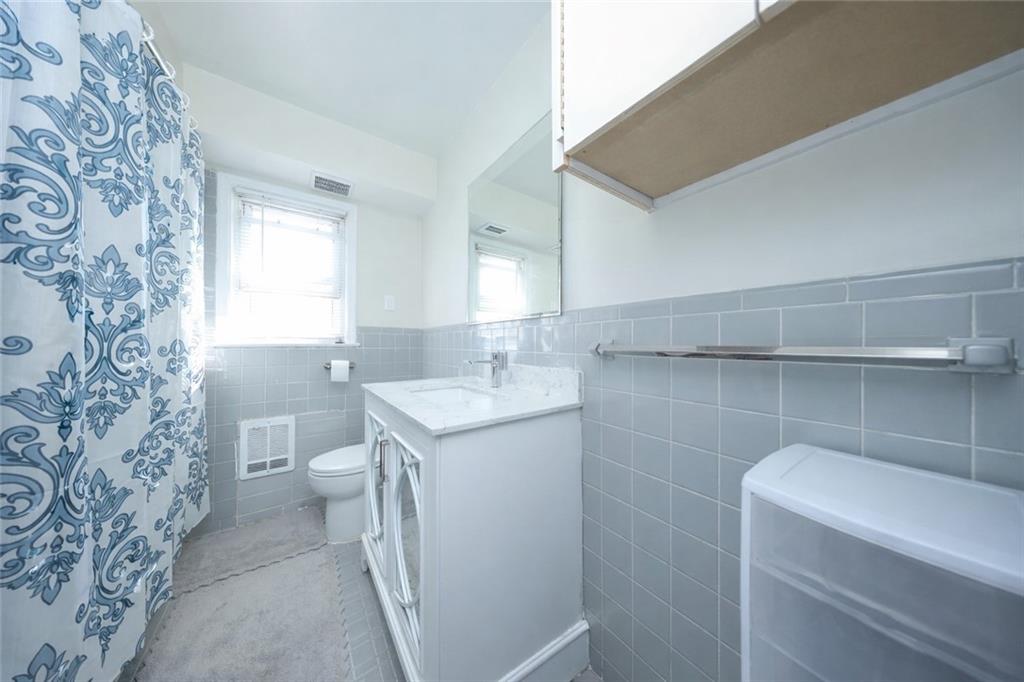 369 Burgher Avenue, Staten  Island, New York, 10305 image 9