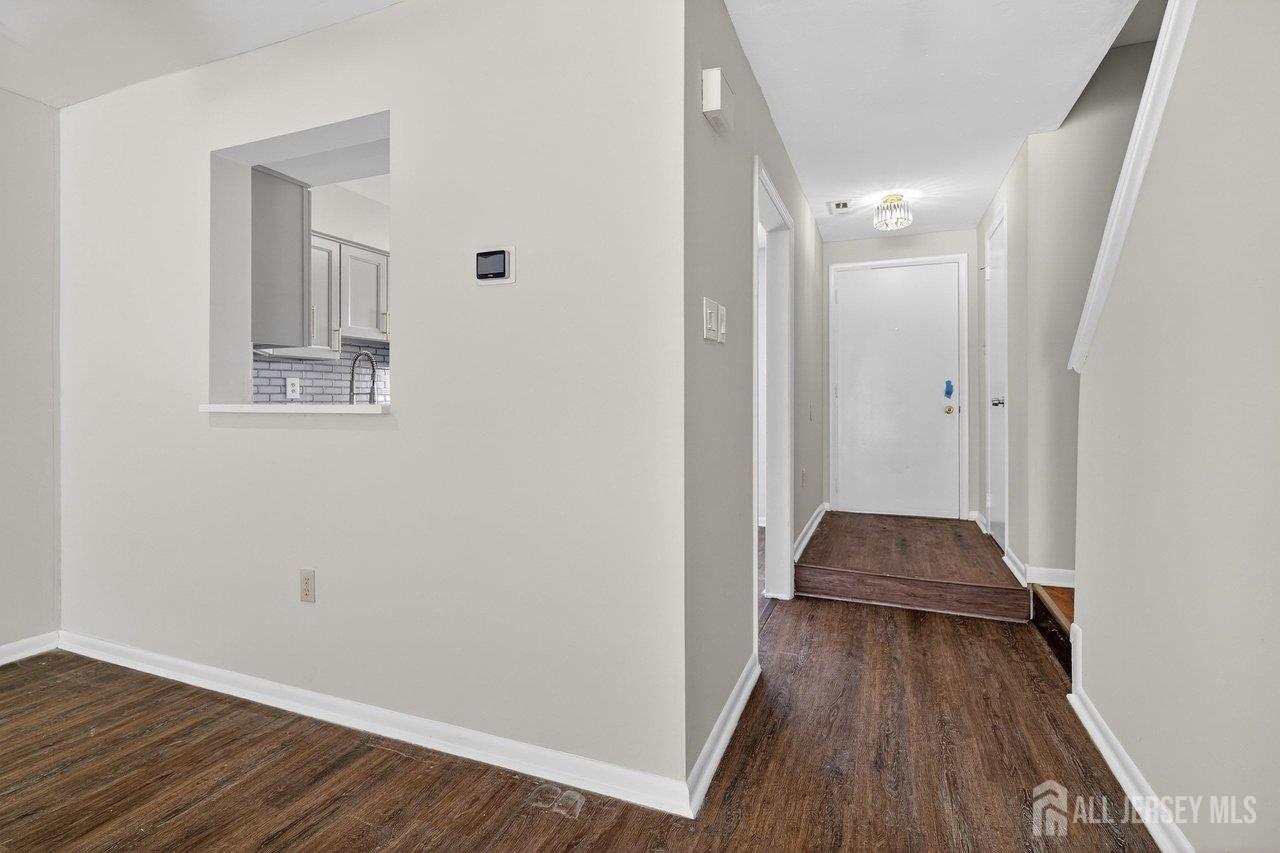 191 Hampshire Drive Image 4