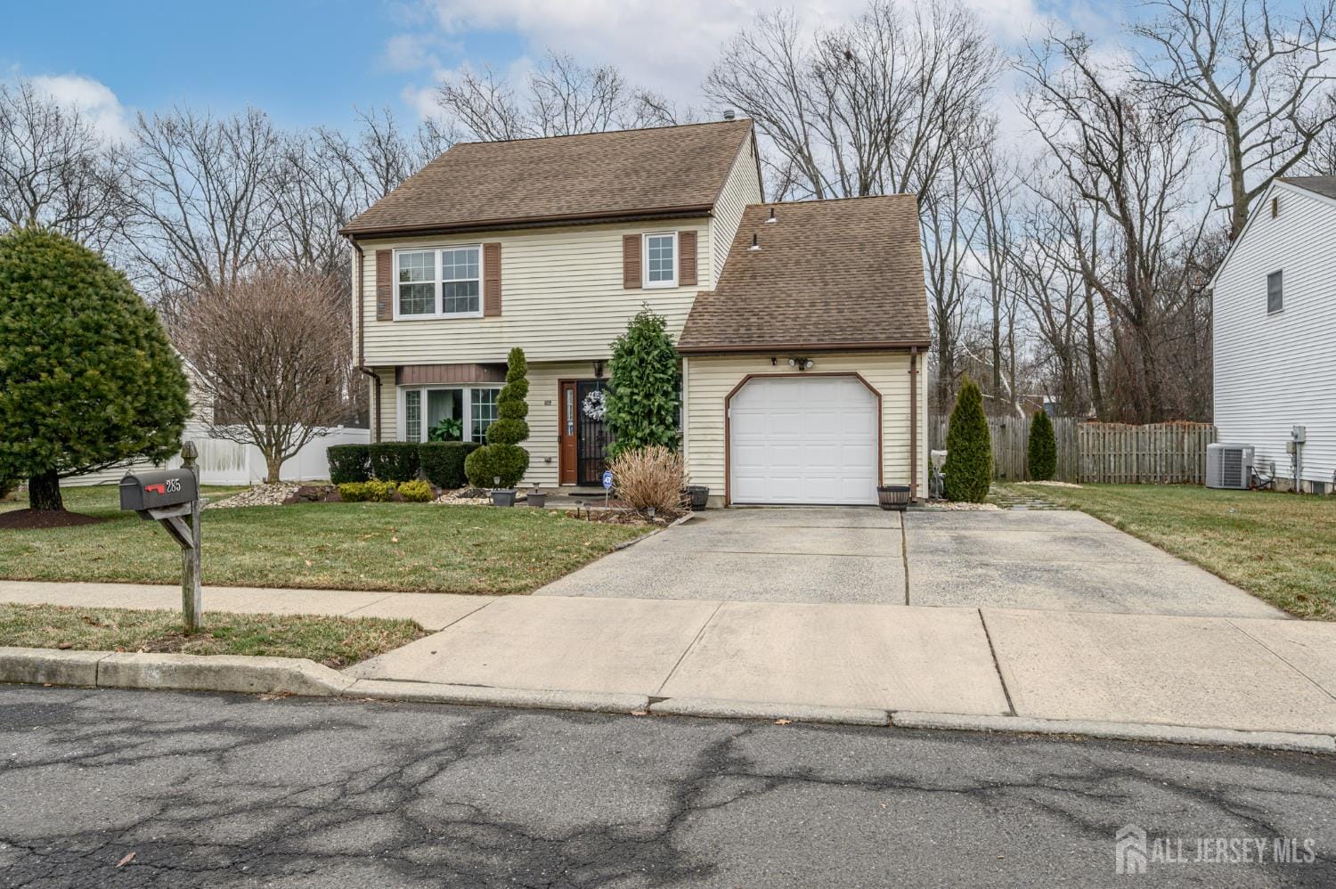 285 Nathan Court, Aberdeen, NJ, 07721 image 35