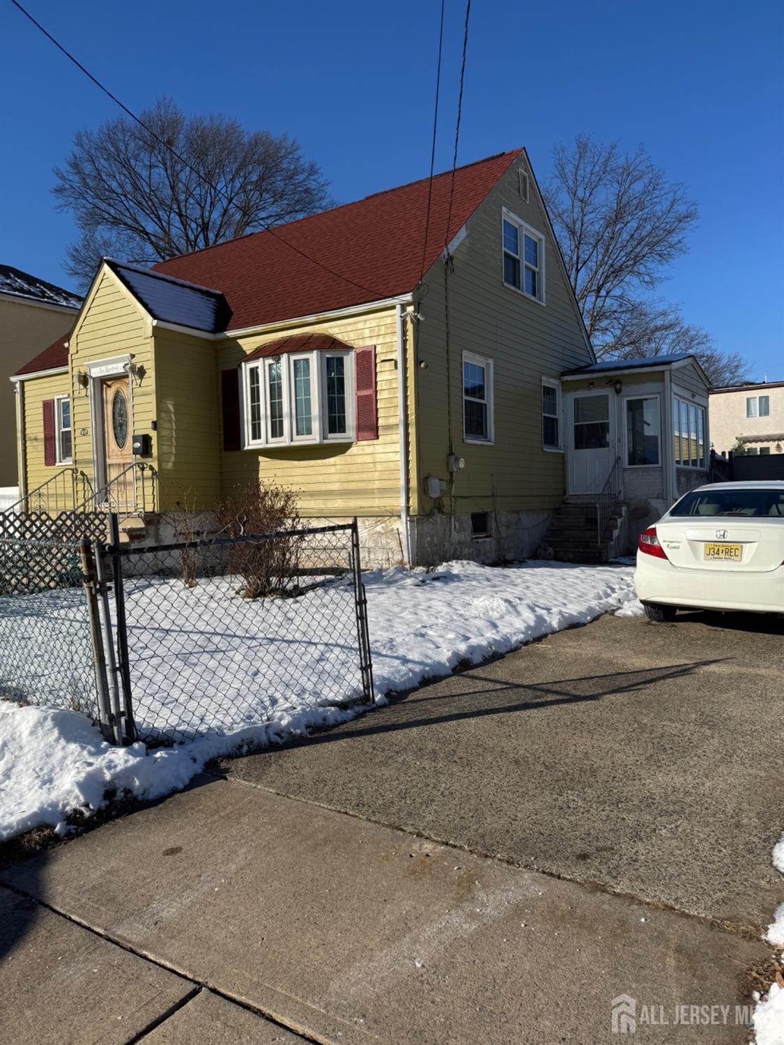 214 Campbell Street Image 2