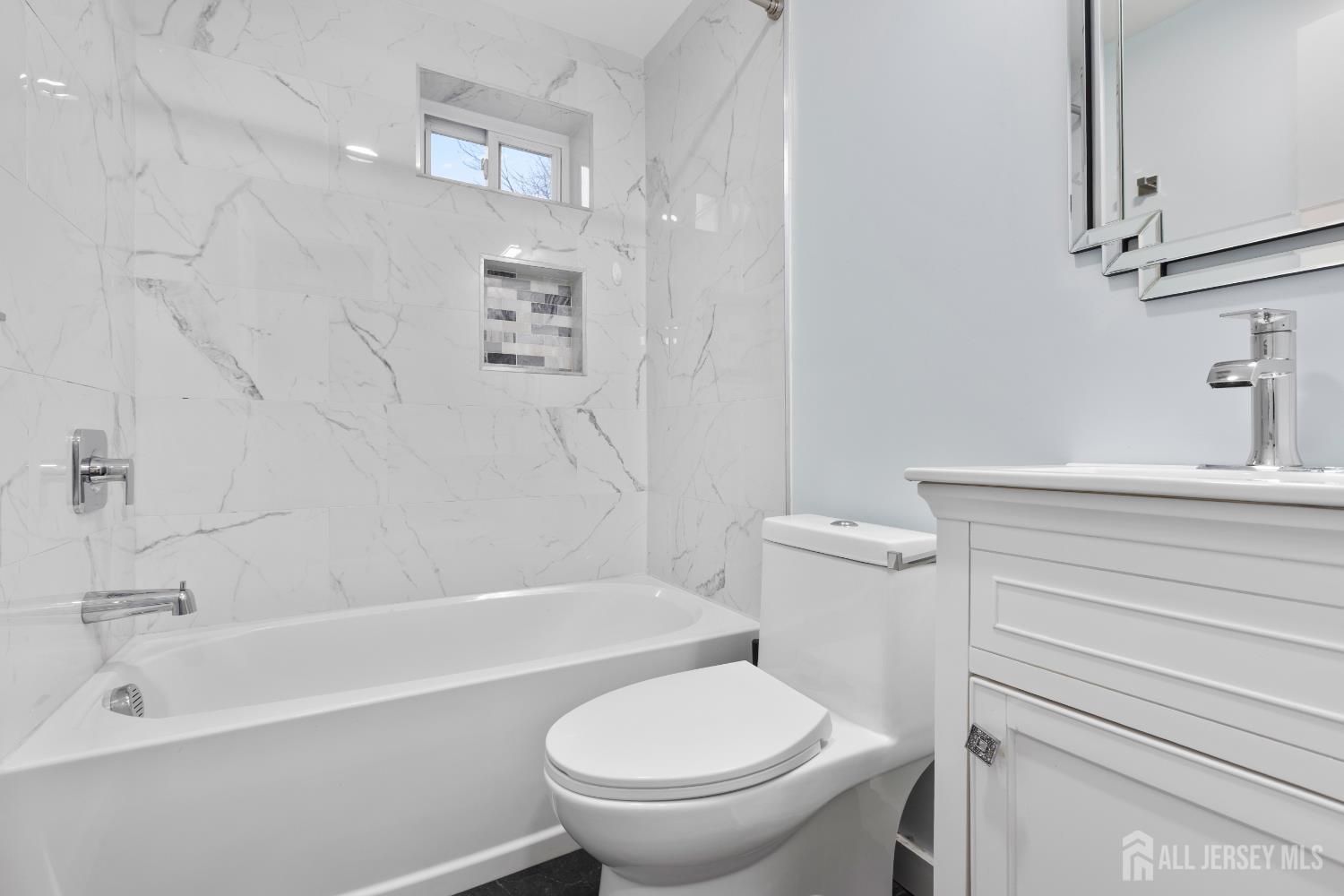 33 McAuliffe Drive, North Brunswick, NJ, 08902 image 6