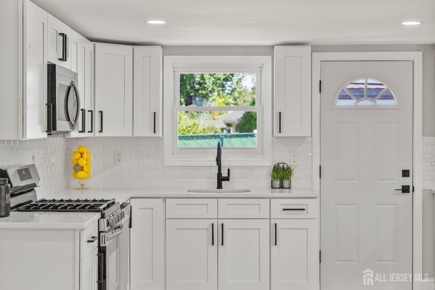 91 S Main Street, Milltown, NJ, 08884 image 17