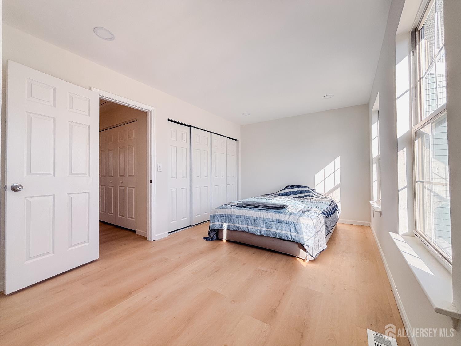 386 INWOOD Court 386, Franklin Twsp, NJ, 08873 image 18