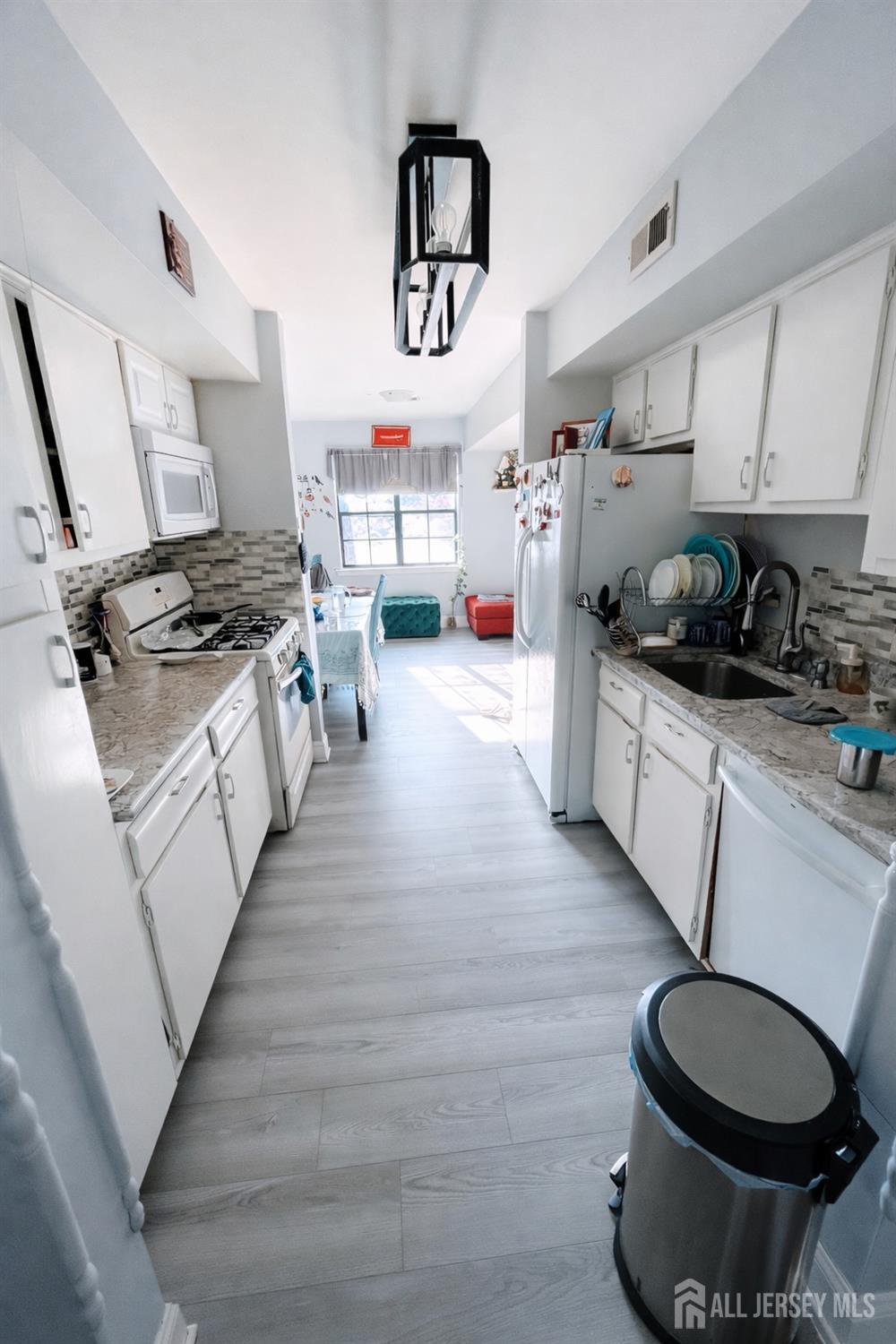 23-C powderhorn Court, Woodbridge Proper, NJ, 07095 image 6