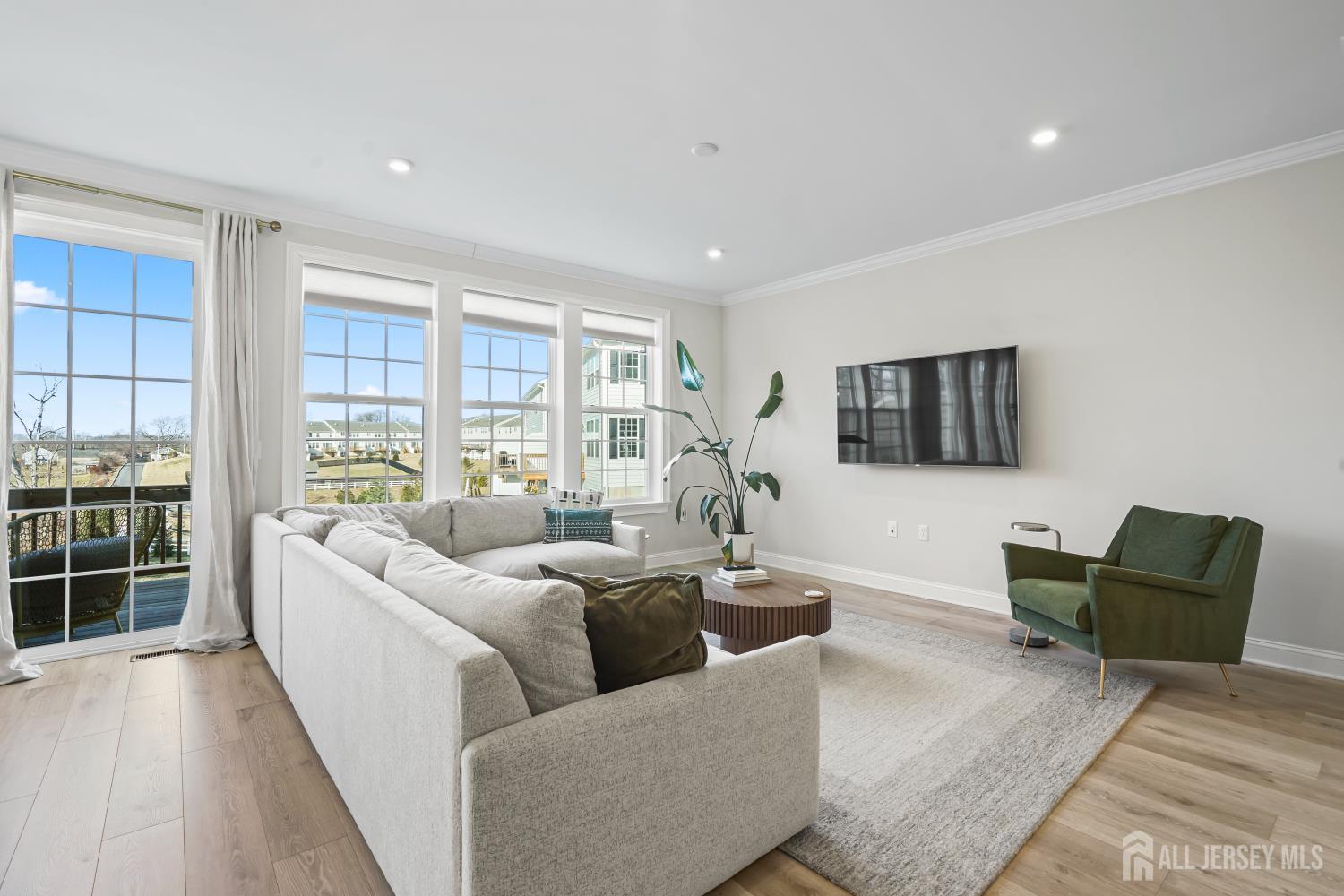 2707 Hayden Court Image 5