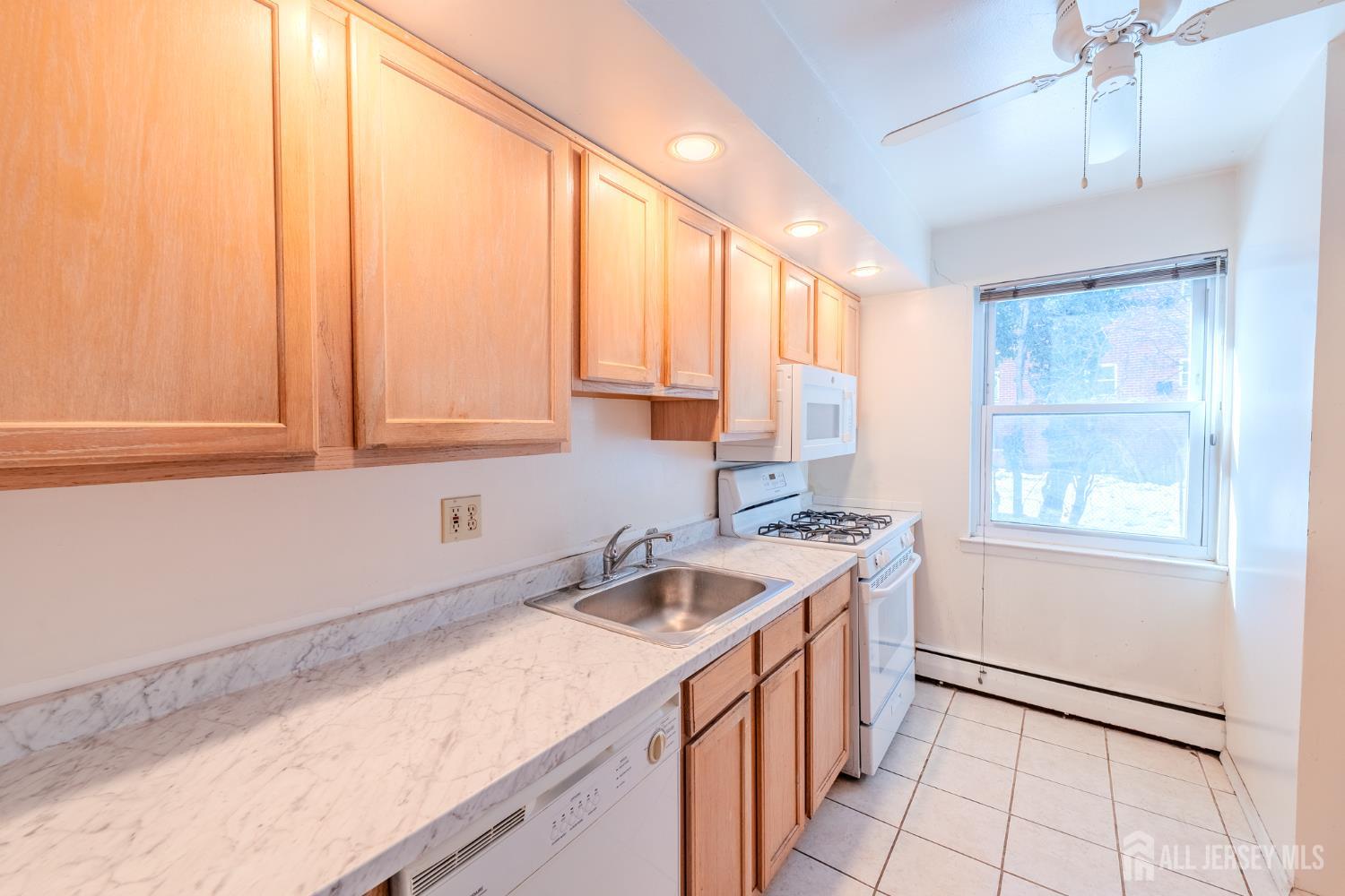 6 York Drive 5A, Edison, NJ, 08817 image 12