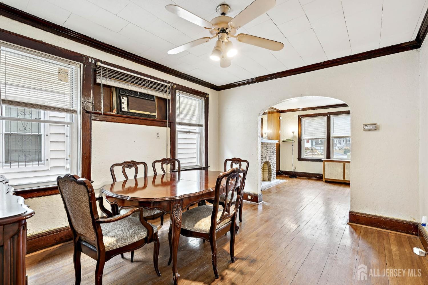 193 Hoffman Boulevard Image 4