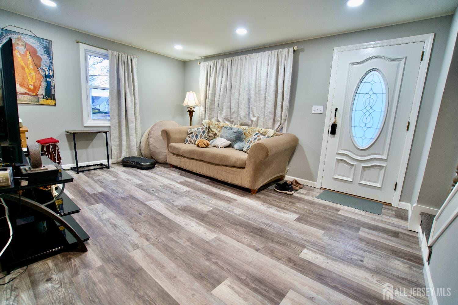 193 Old Road Image 4