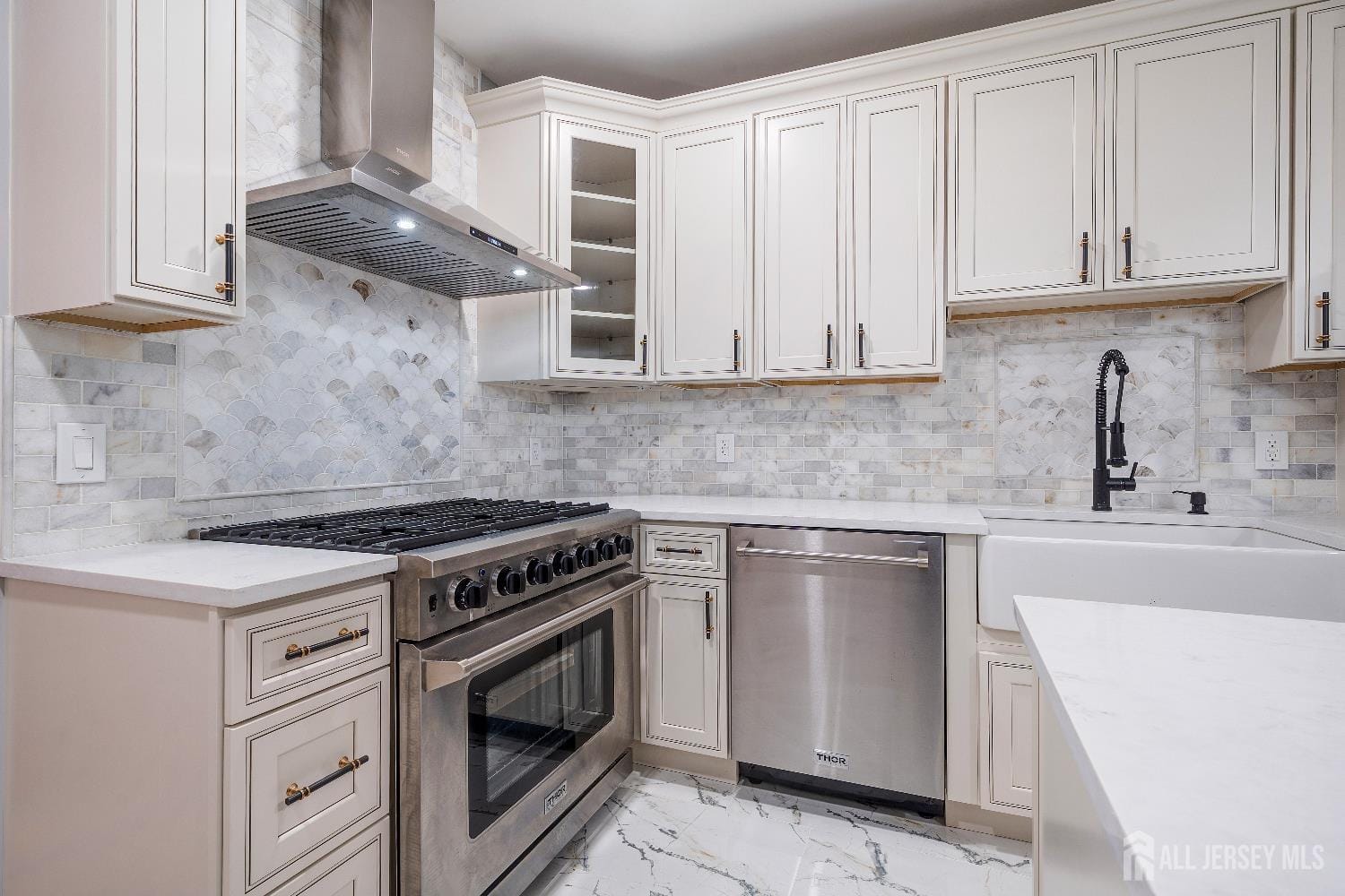 423 New Market Road, Piscataway, NJ, 08854 image 18