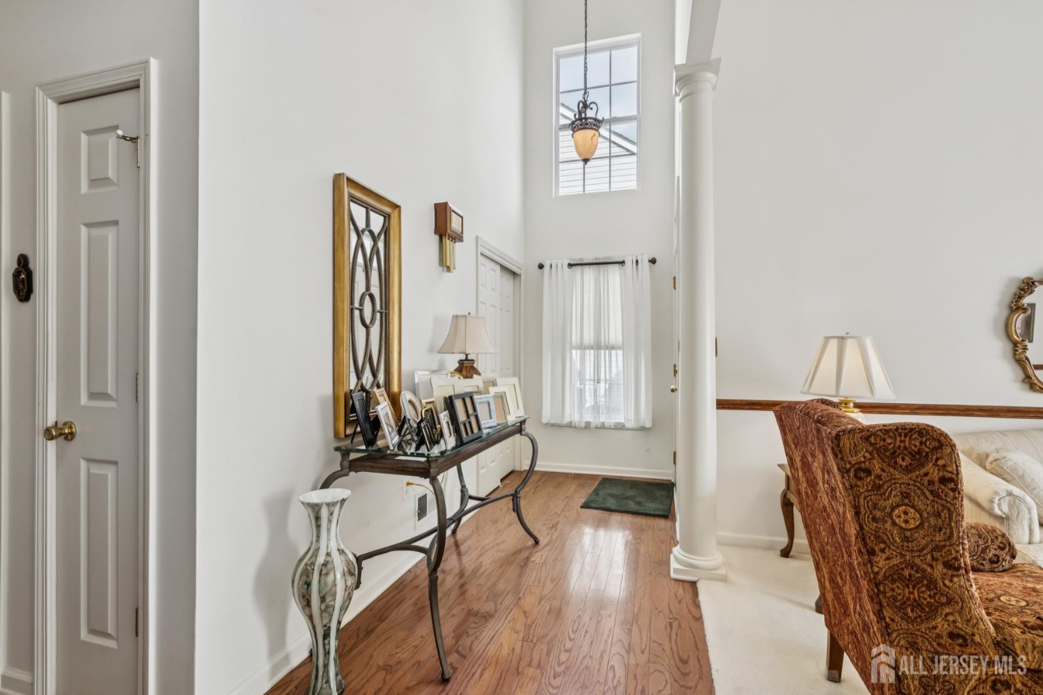 6 Holly Manor Court Image 3