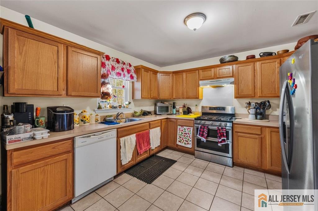 643 Drake Avenue, Middlesex, NJ, 08846 image 10