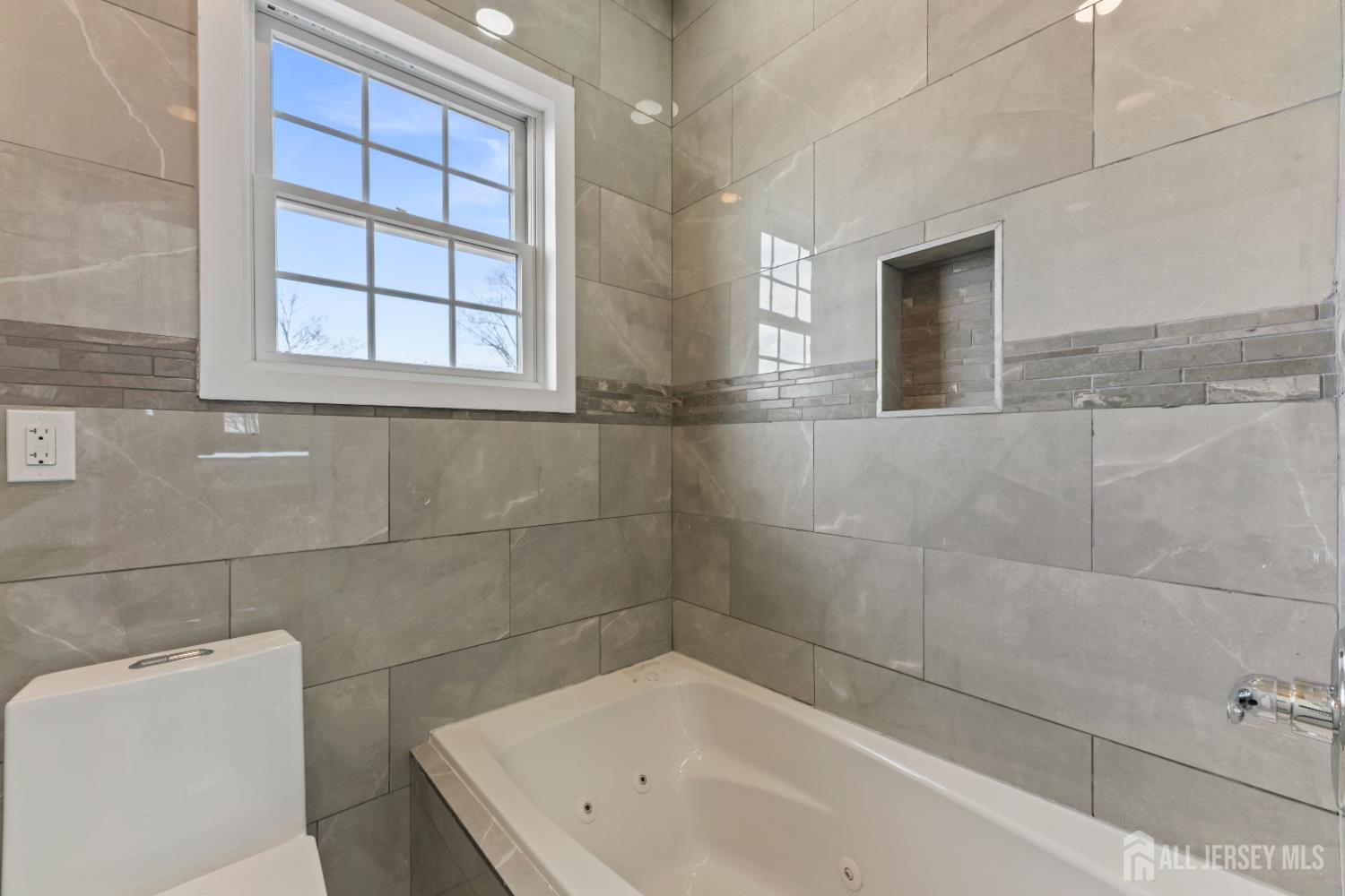 1855 Woodland Avenue, Edison, NJ, 08820 image 29