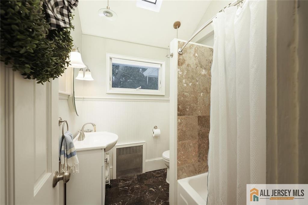 25 Beverly Court, Metuchen, NJ, 08840 image 15