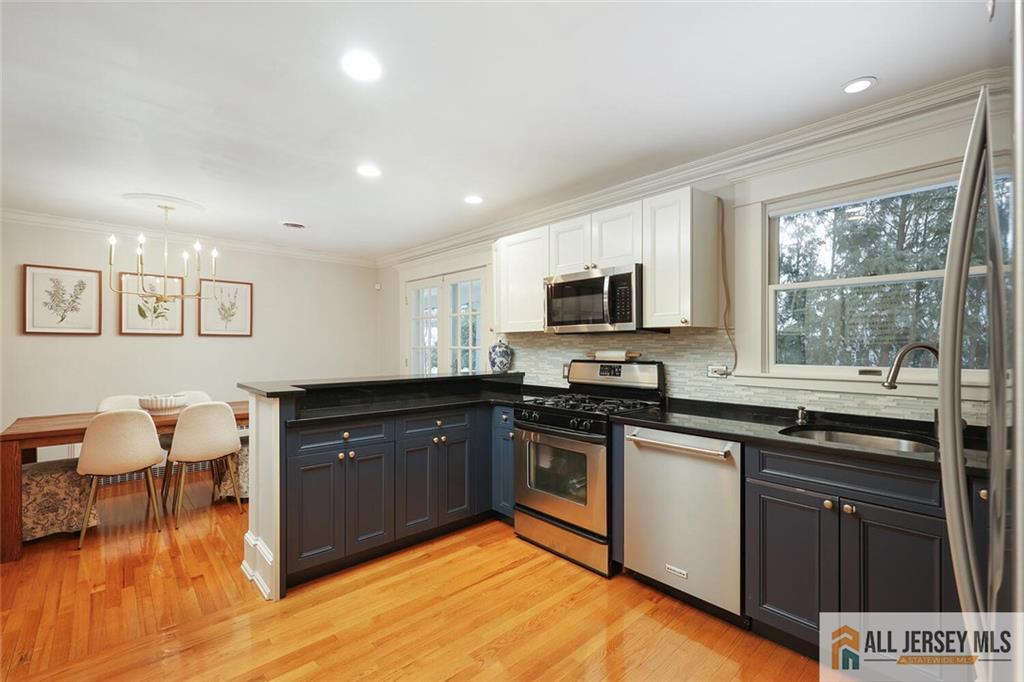 25 Beverly Court, Metuchen, NJ, 08840 image 13