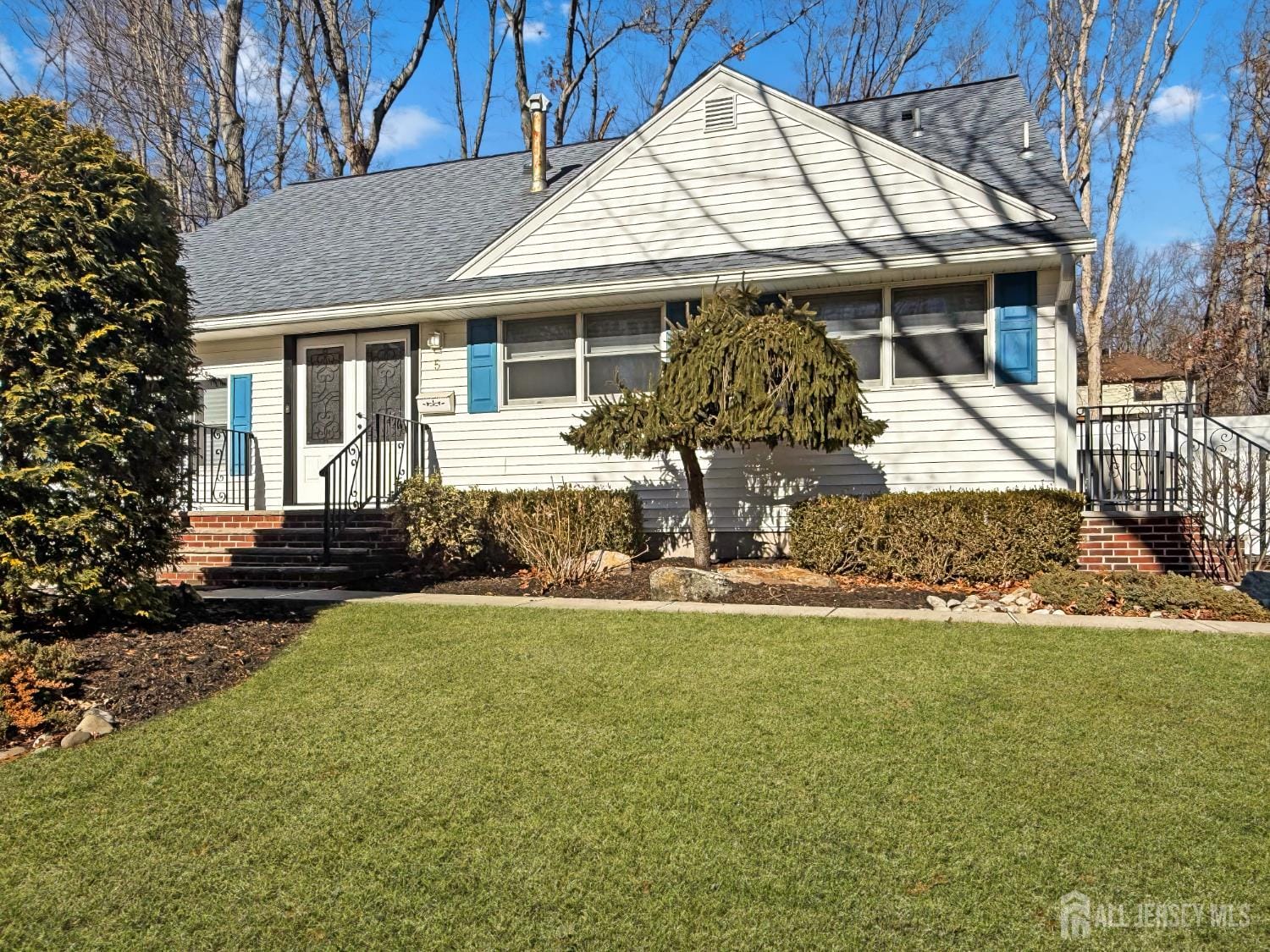 5 Sandalwood Drive Image 2