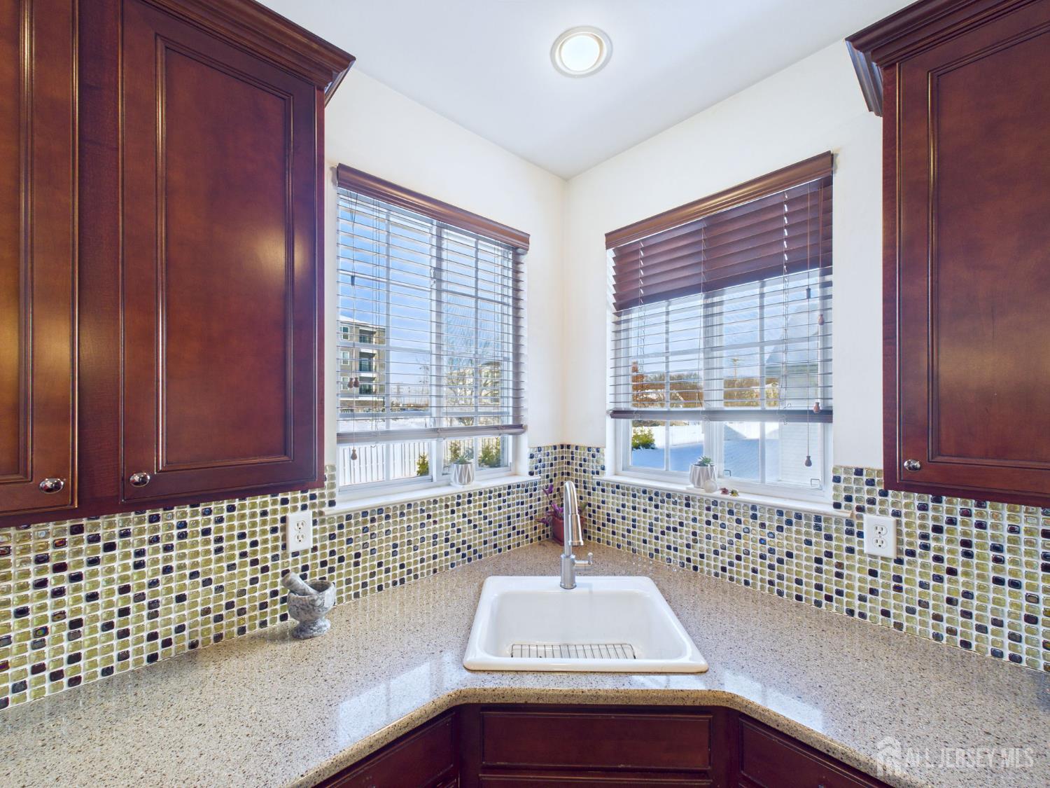 28 Wisniewski Road, Sayreville, NJ, 08872 image 15