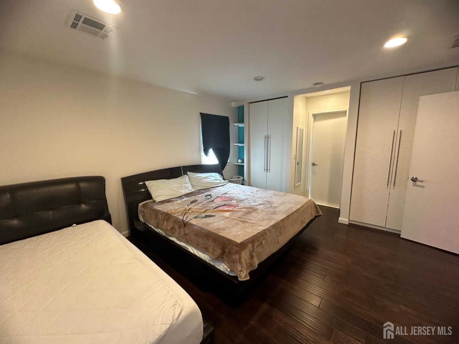 9 Holly Road, Iselin, NJ, 08830 image 15