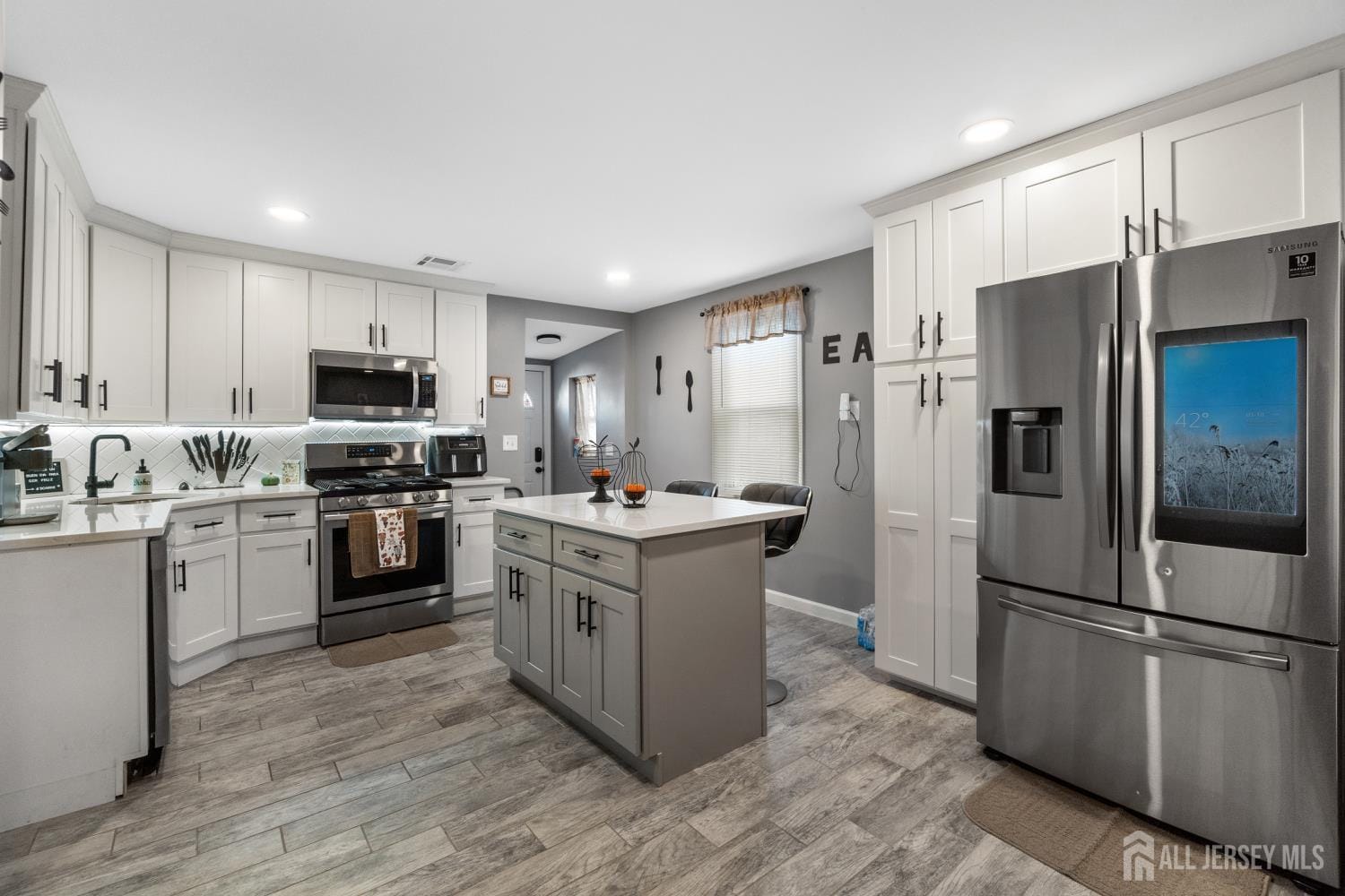 619 Hancock Street Image 4