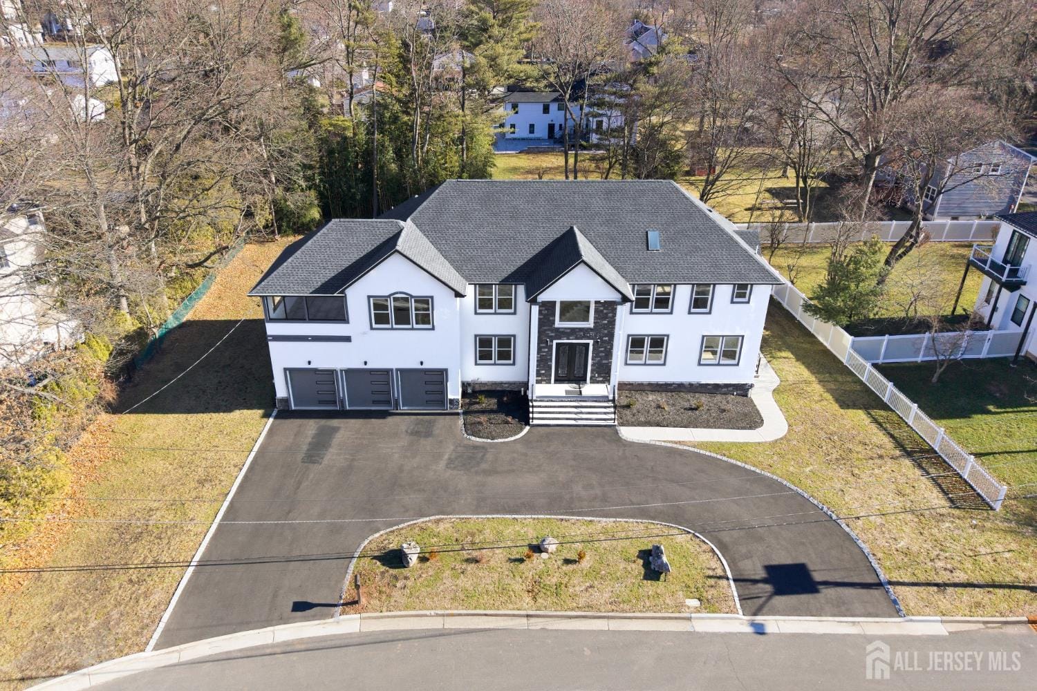 4 Hemlock Drive Image 4