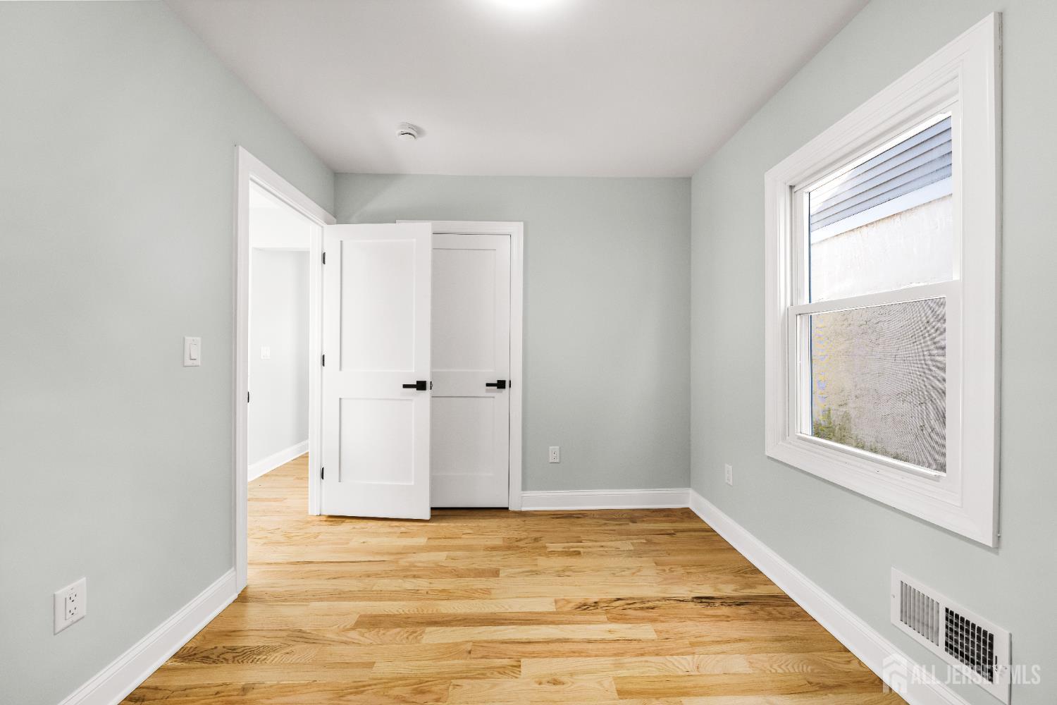 38 S 6th Avenue, Highland Park, NJ, 08904 image 17