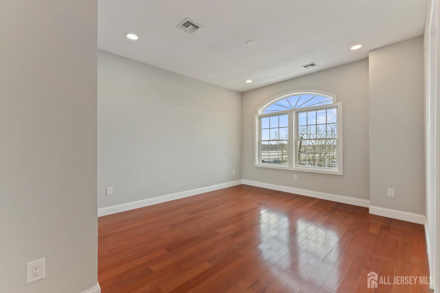 1855 Woodland Avenue, Edison, NJ, 08820 image 25