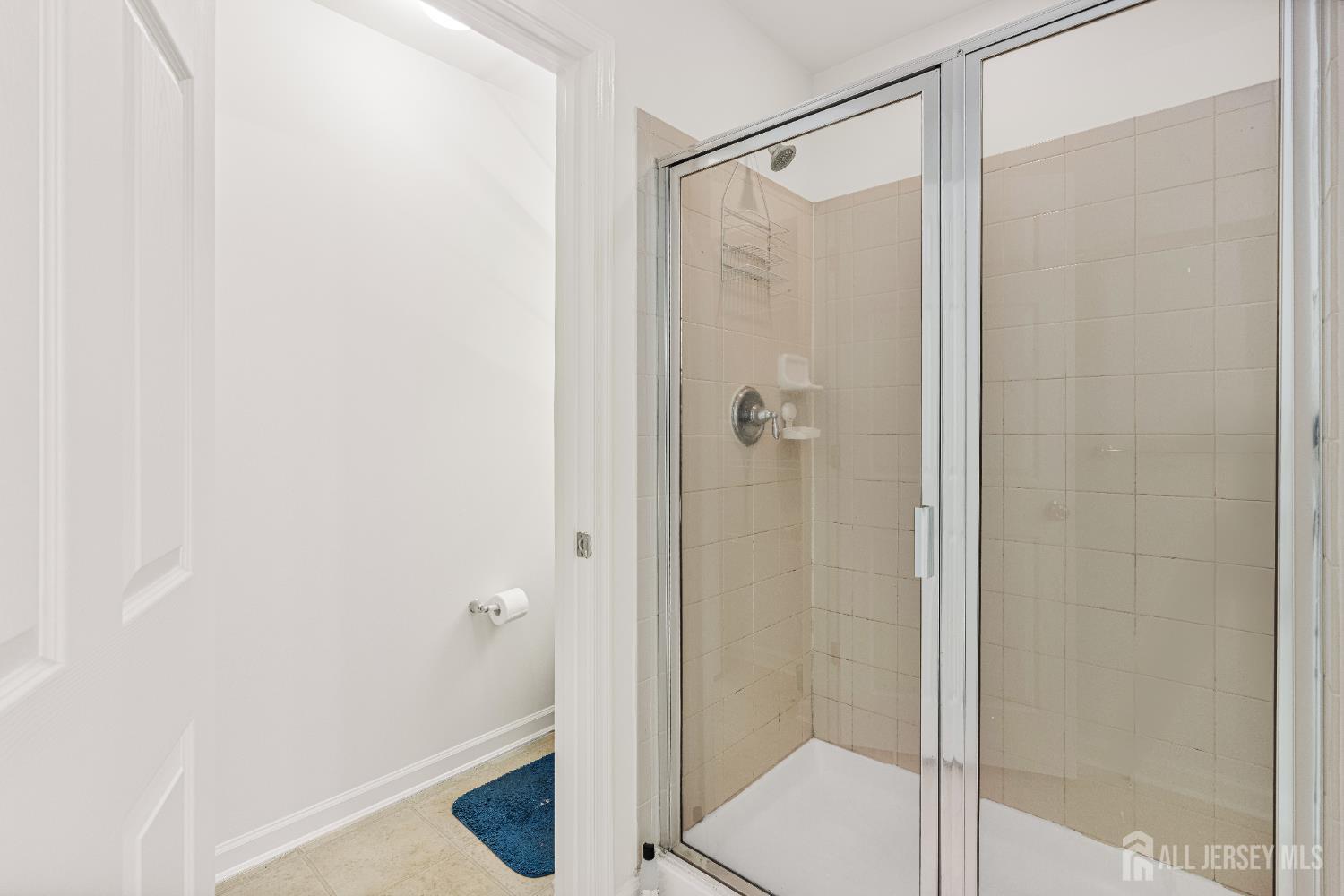 406 Arnold Drive, Florence, NJ, 08518 image 32