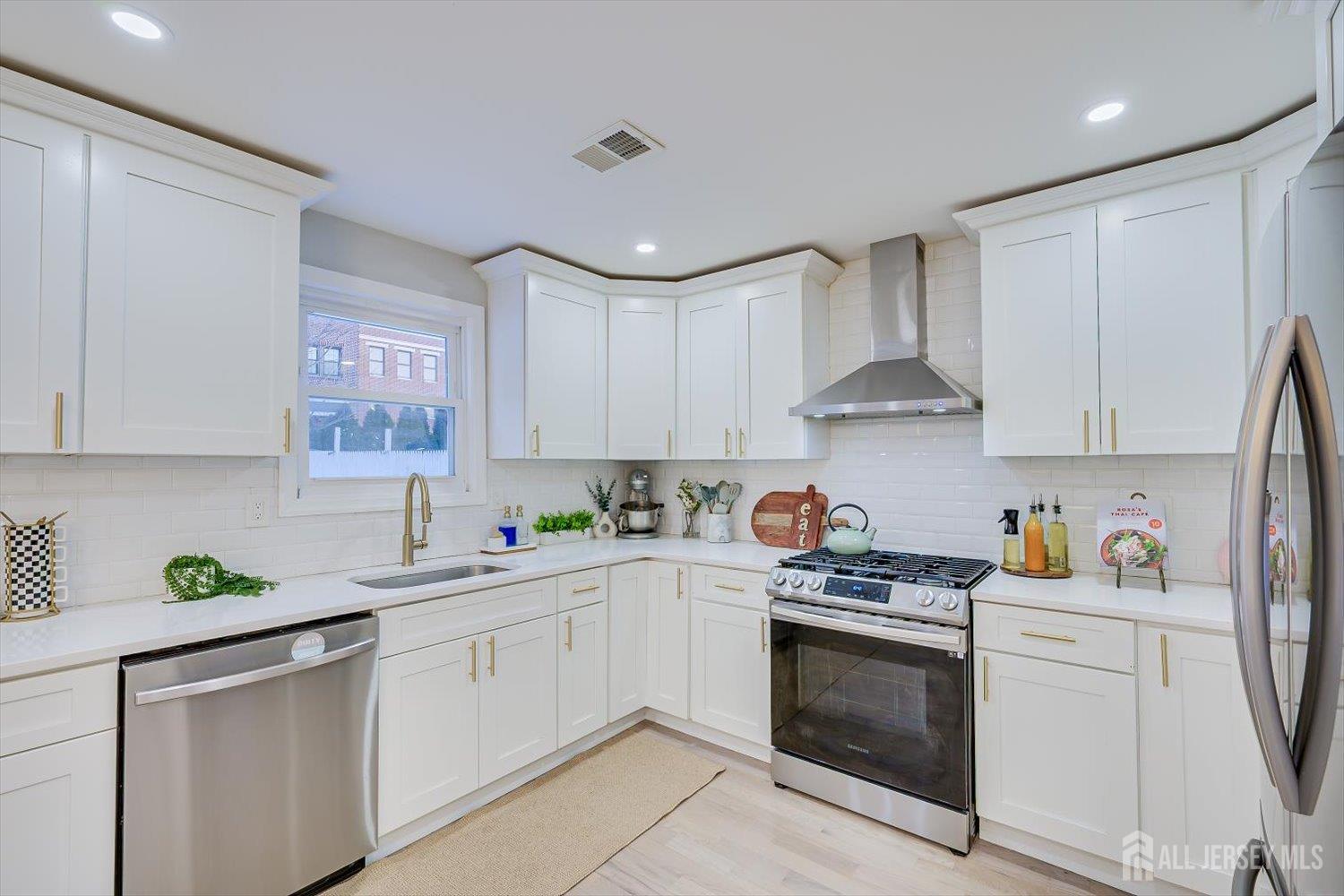 162 Brower Avenue, Edison, NJ, 08837 image 28