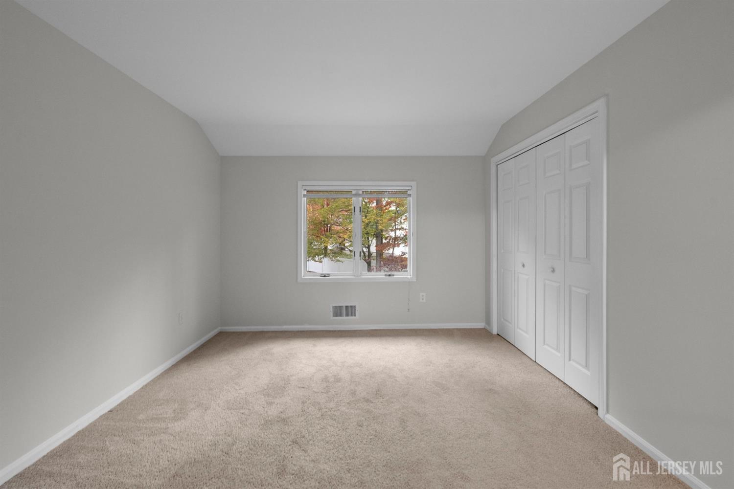 124 Kingsland Circle, South Brunswick, NJ, 08852 image 14