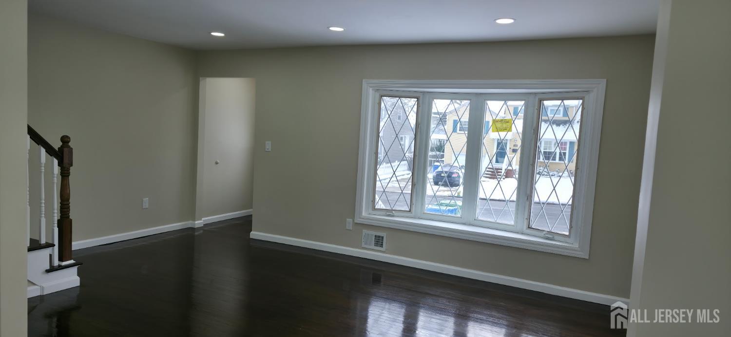 22 Robin Place, Sayreville, NJ, 08859 image 6