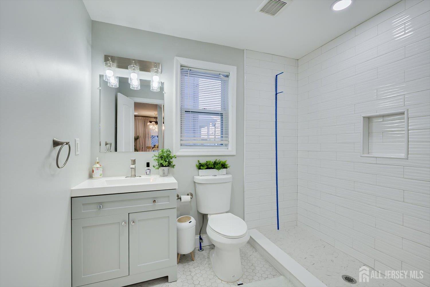 162 Brower Avenue, Edison, NJ, 08837 image 31