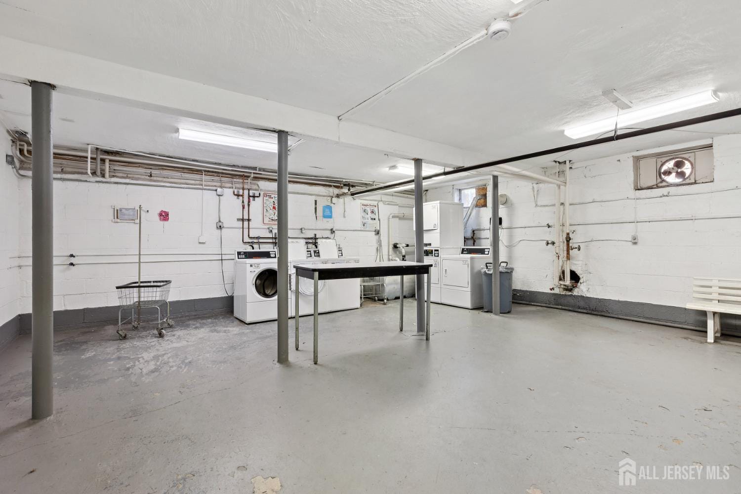 24 Woodedge Avenue A8, Edison, NJ, 08817 image 18