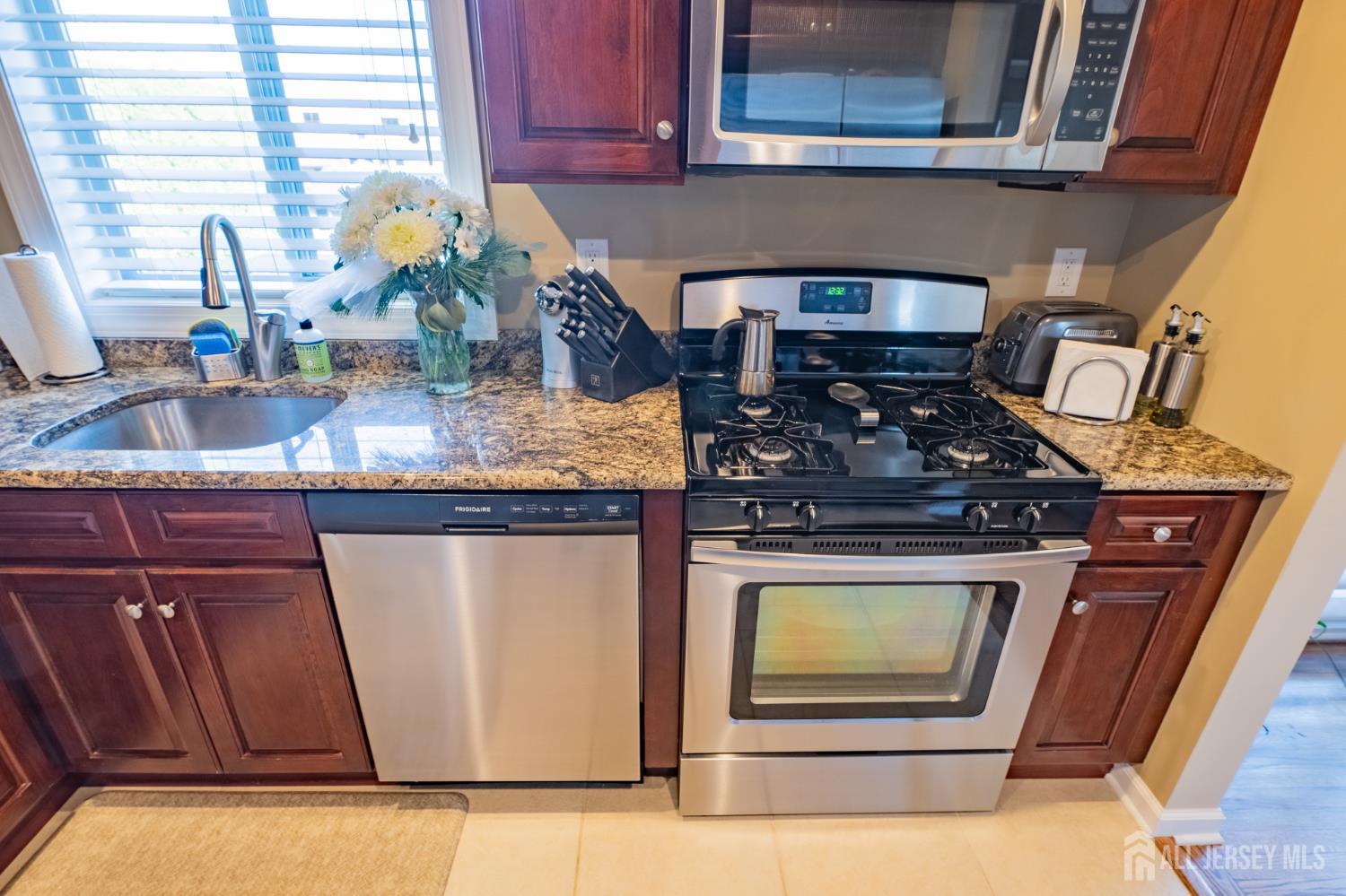 16 Woodland Road, Jamesburg, NJ, 08831 image 24