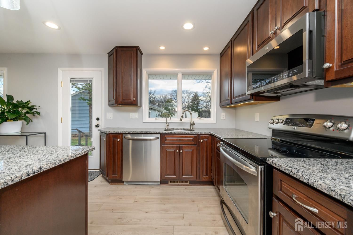 12 Davison Road, East Windsor, NJ, 08520 image 10