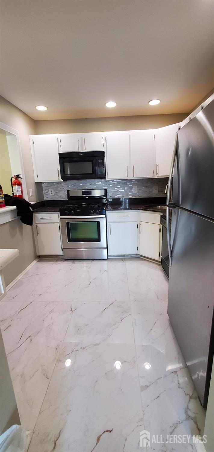 261 kempsey Drive Image 4