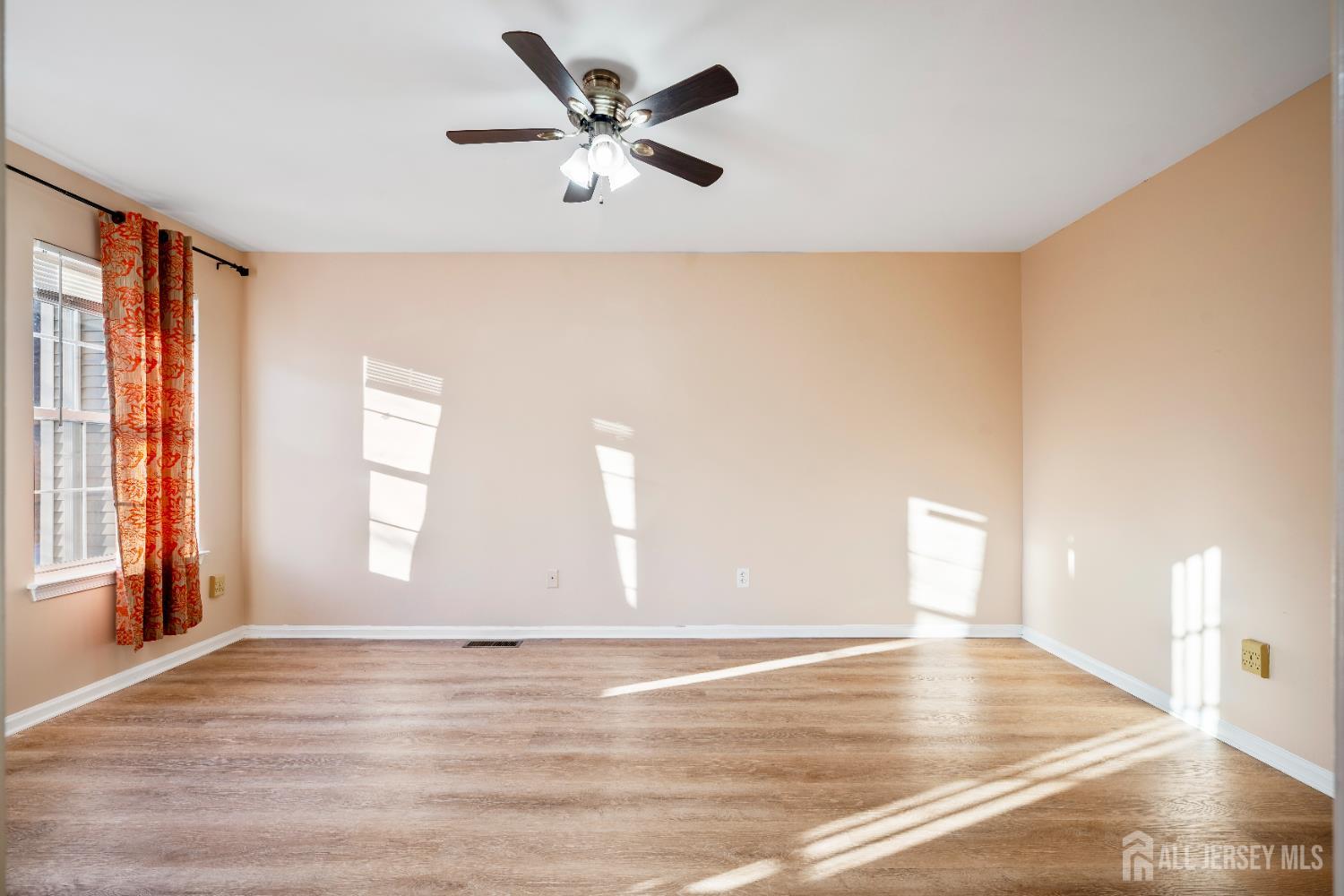 11 Windsong Circle, East Brunswick, NJ, 08816 image 15