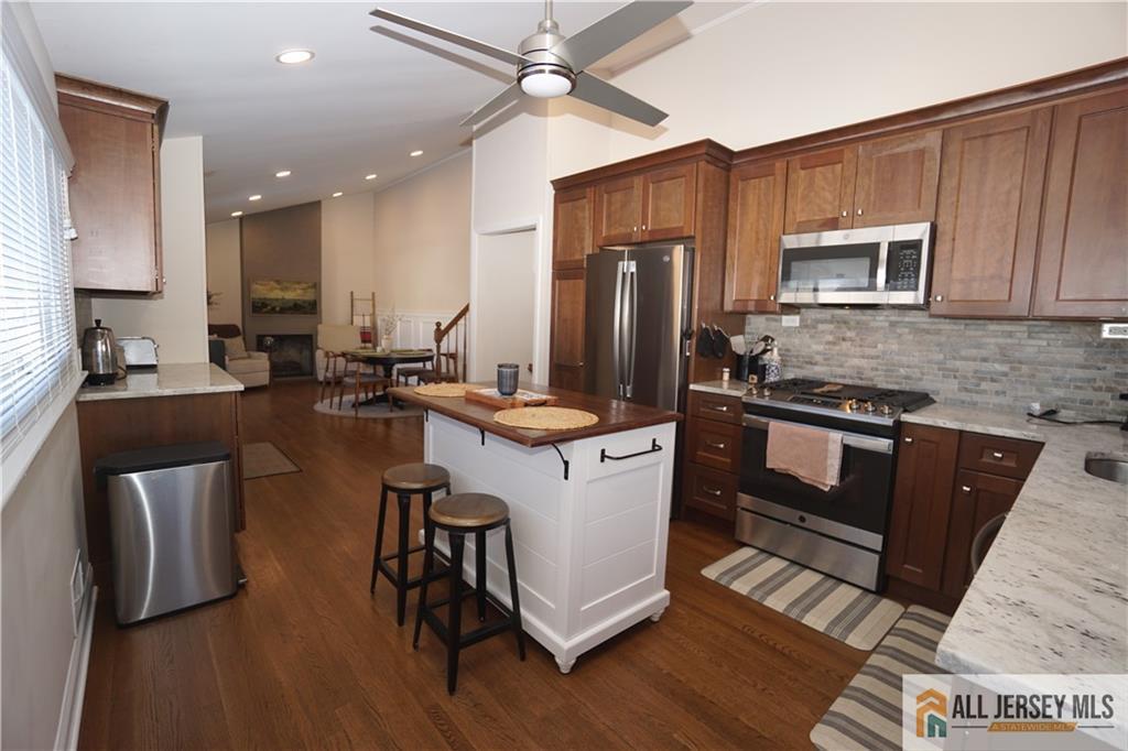 99 Cameo Place, Colonia, NJ, 07067 image 14