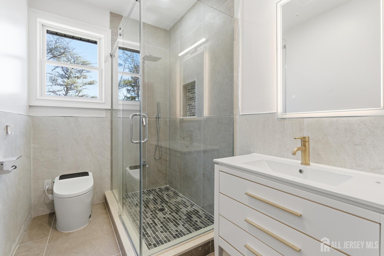 4 Hemlock Drive, Edison, NJ, 08820 image 41