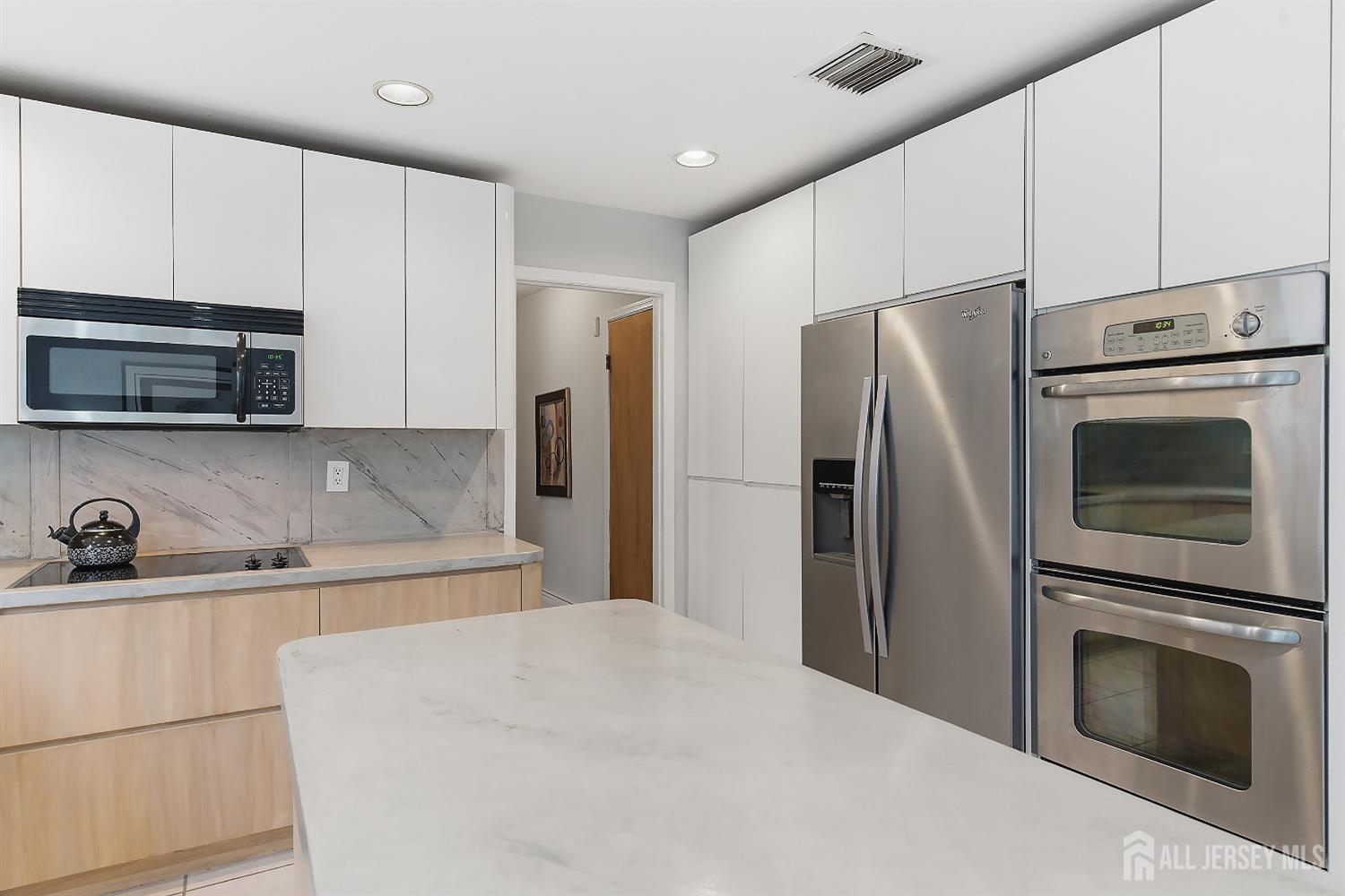 5 Washington Avenue, Morganville, NJ, 07751 image 15