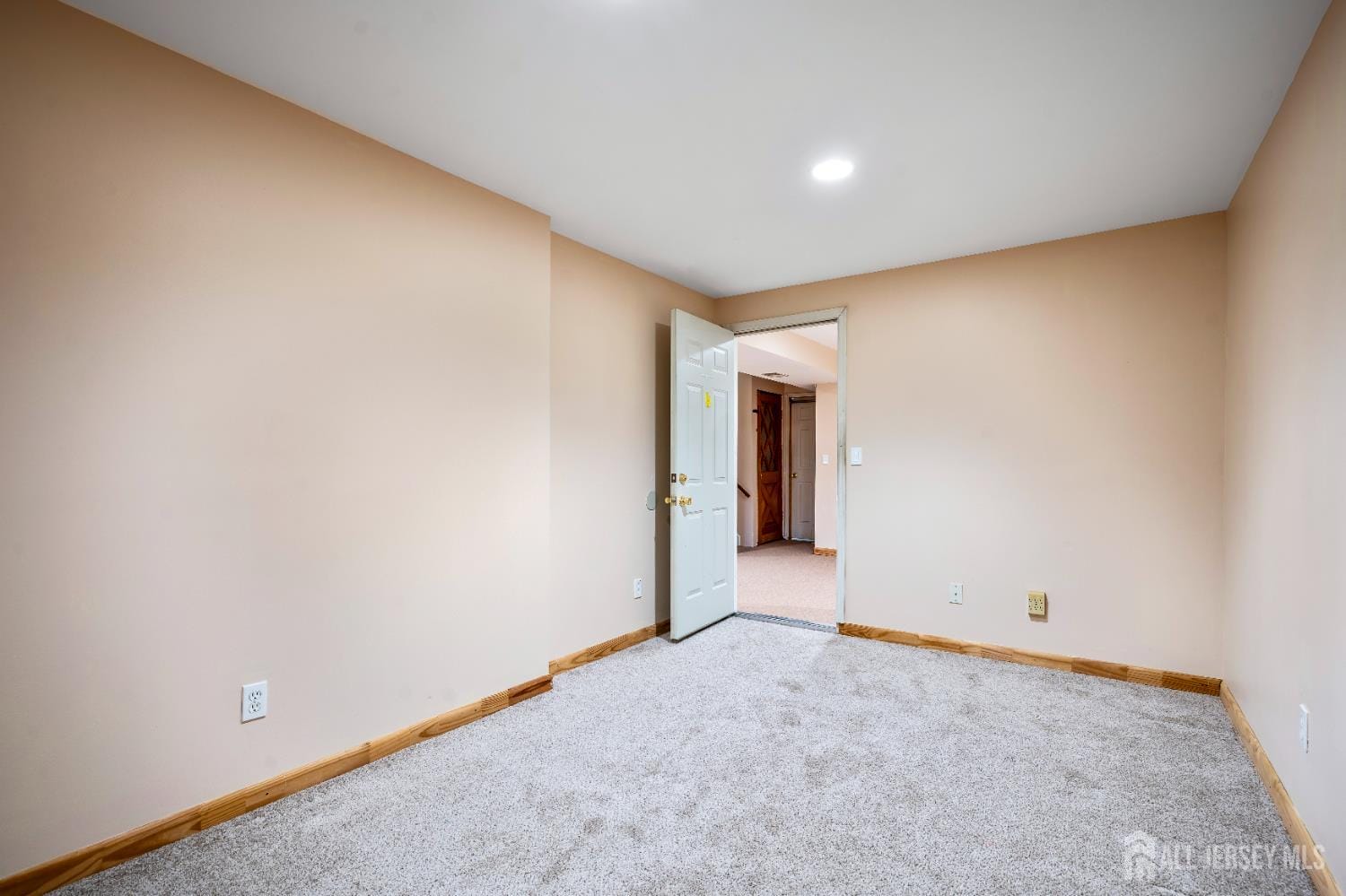 11 Windsong Circle, East Brunswick, NJ, 08816 image 25